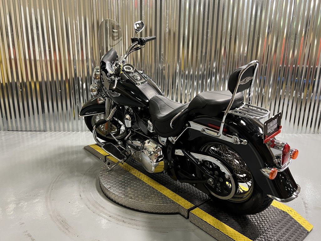Softail® Deluxe