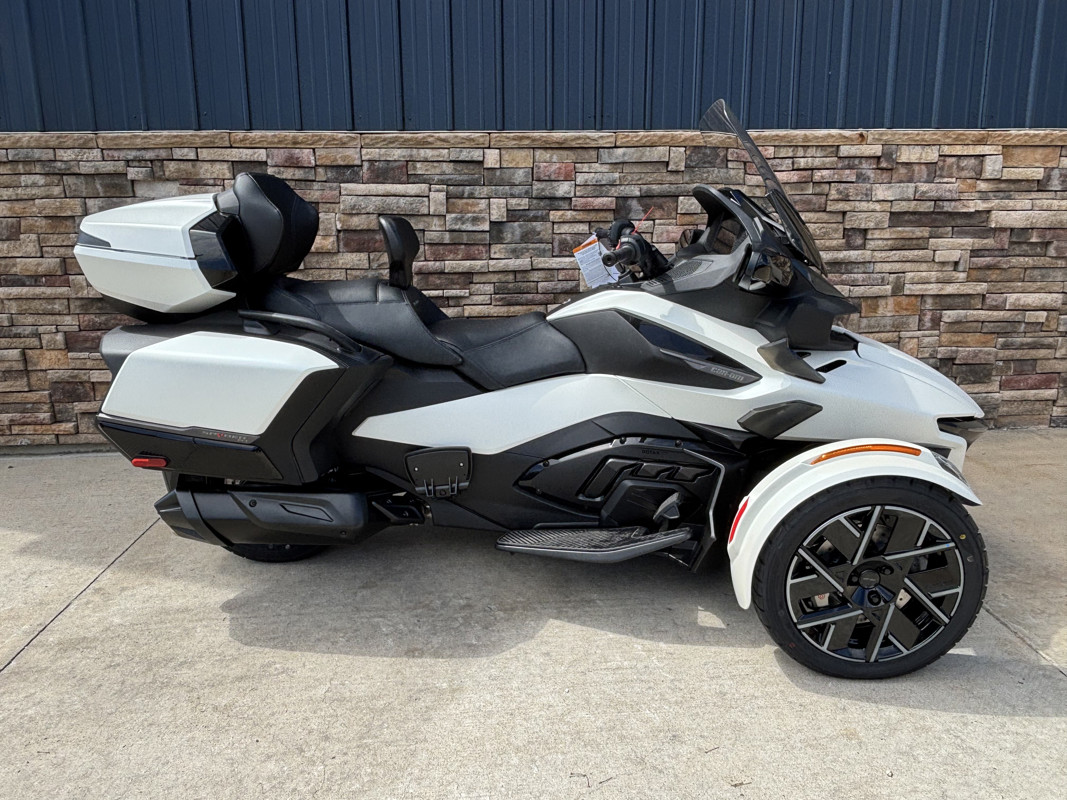 Spyder RT Sea-To-Sky