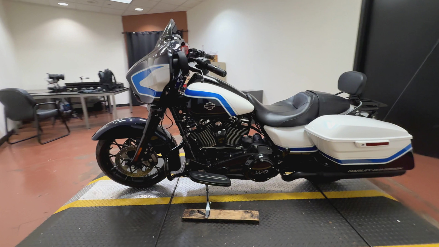 Street Glide® Special