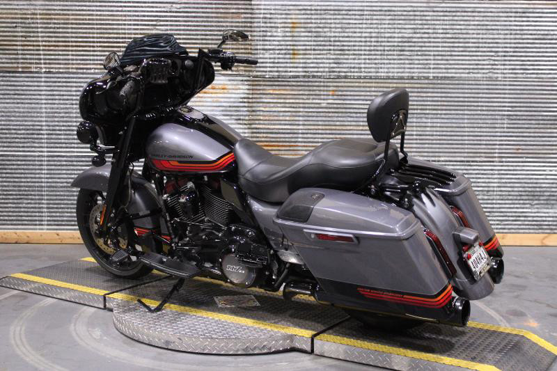 CVO® Street Glide®