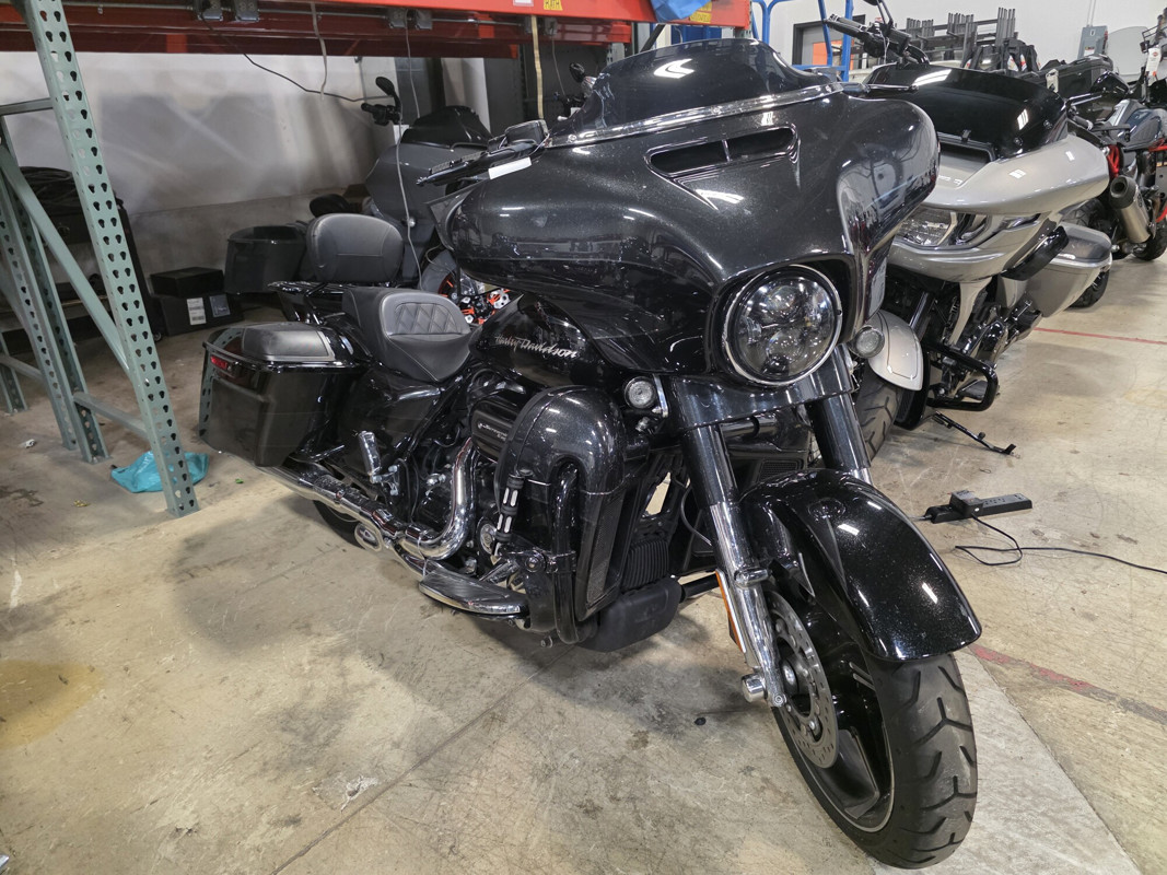 CVO® Street Glide®