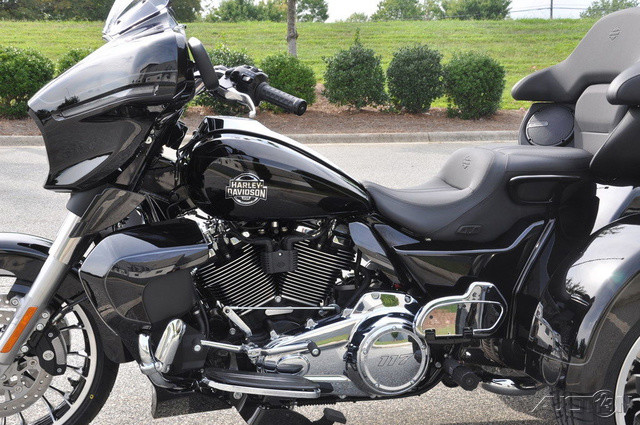 Street Glide® 3 Limited