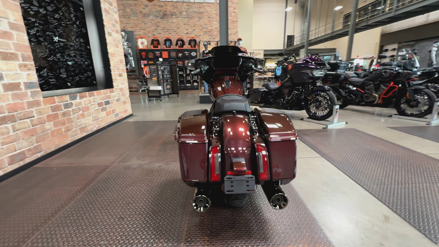 CVO® Street Glide®