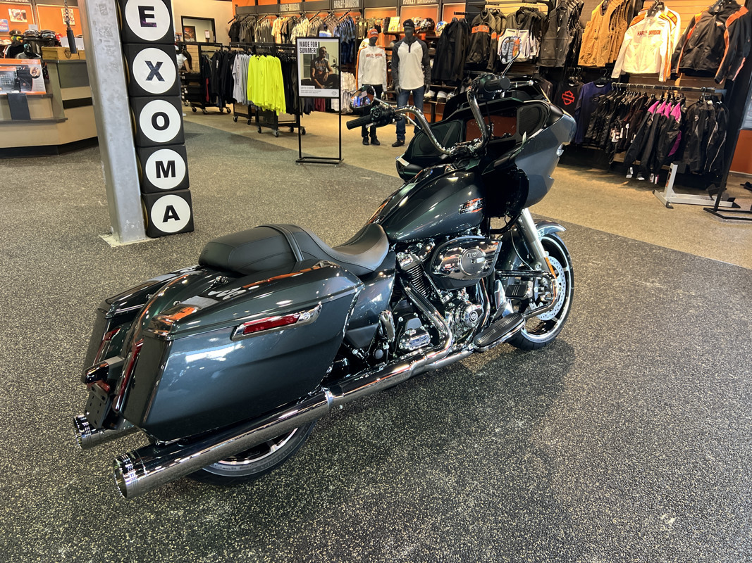 Road Glide®