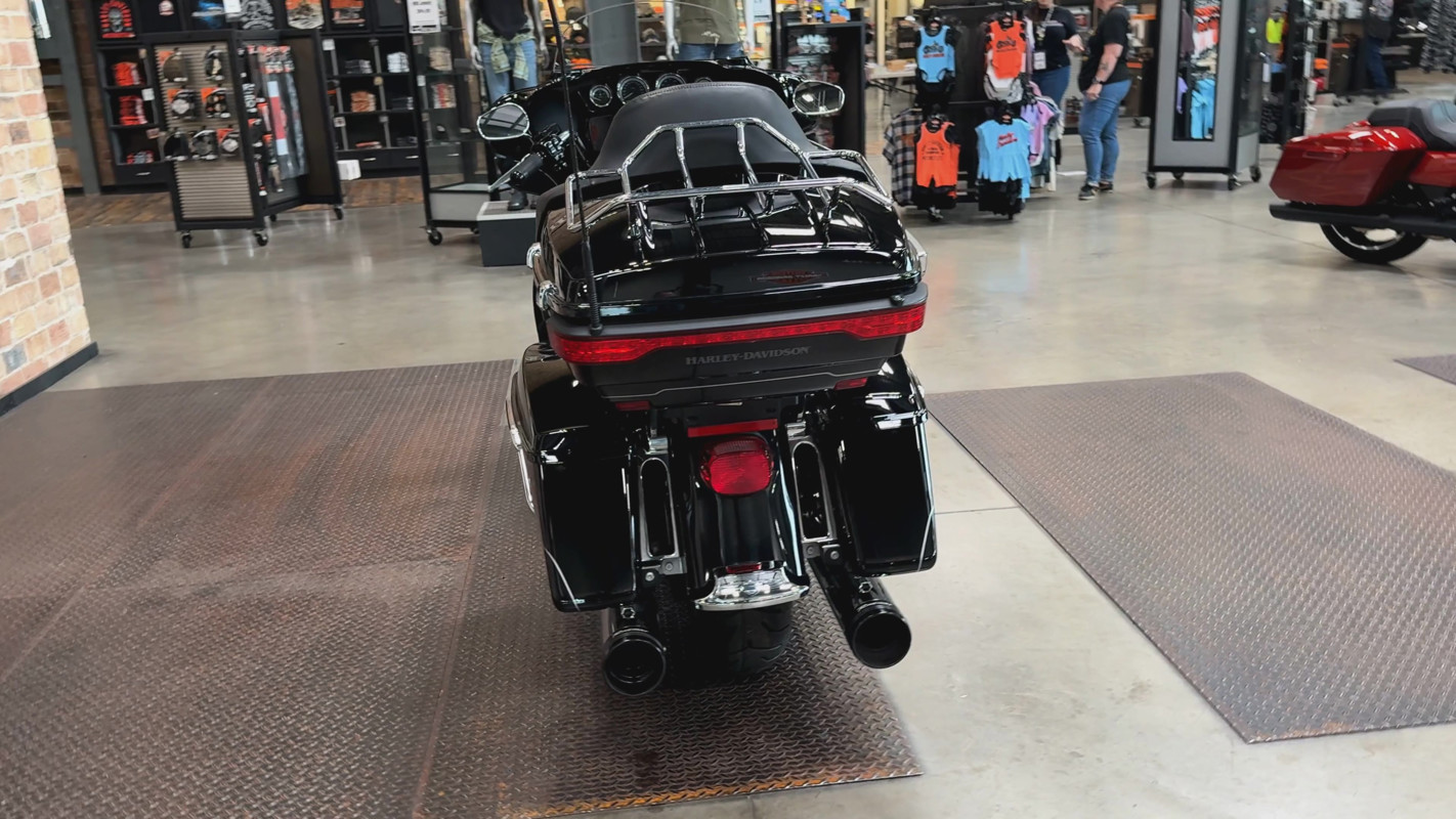 Electra Glide® Ultra Limited® Low
