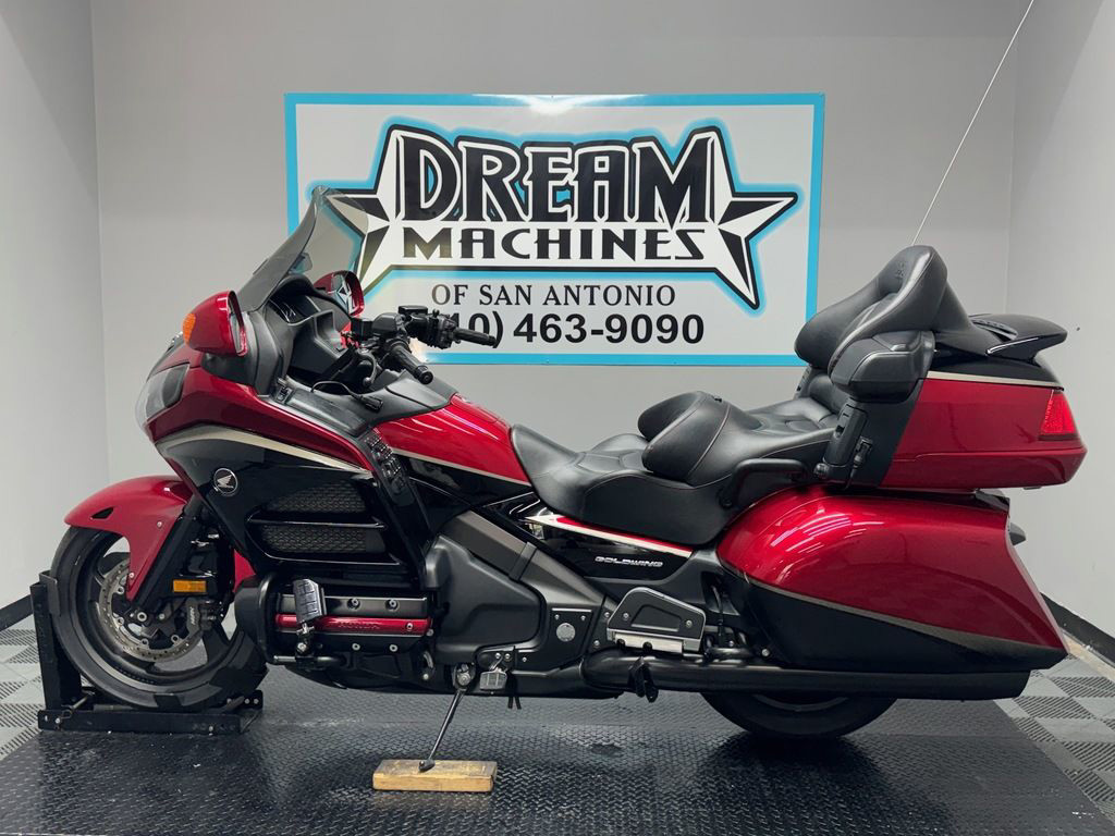 Gold Wing® Audio Comfort