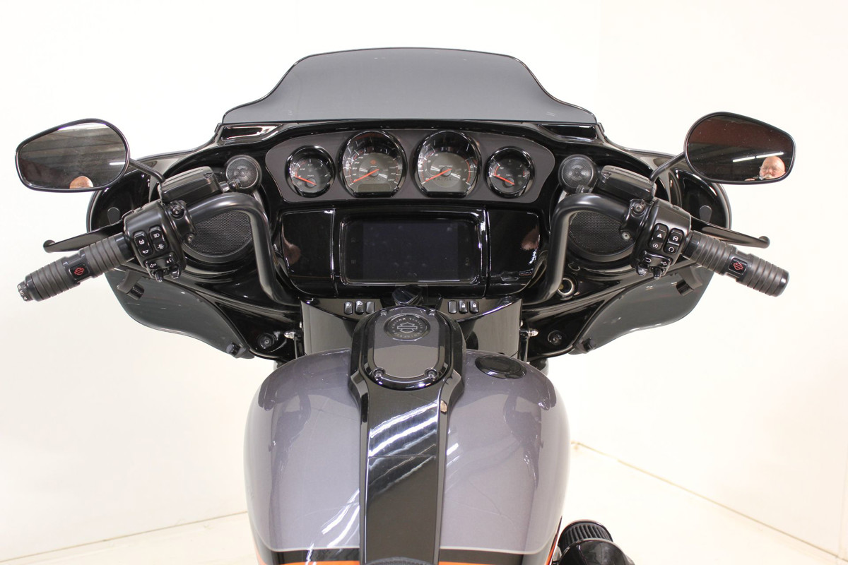 CVO® Street Glide®