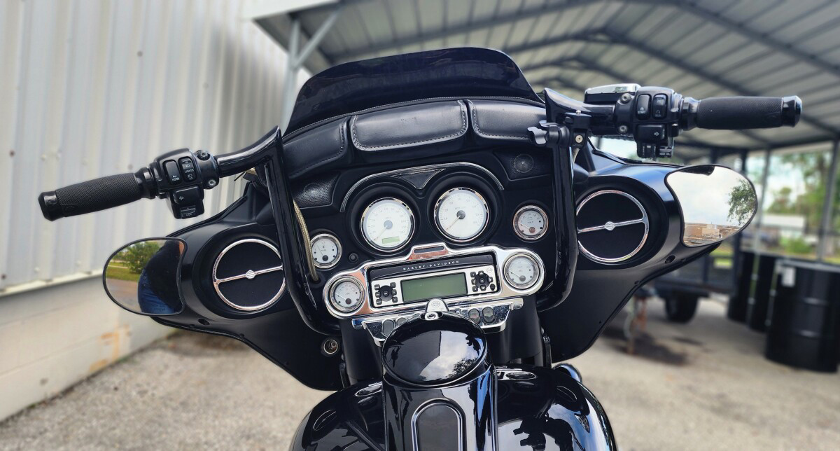 Street Glide®