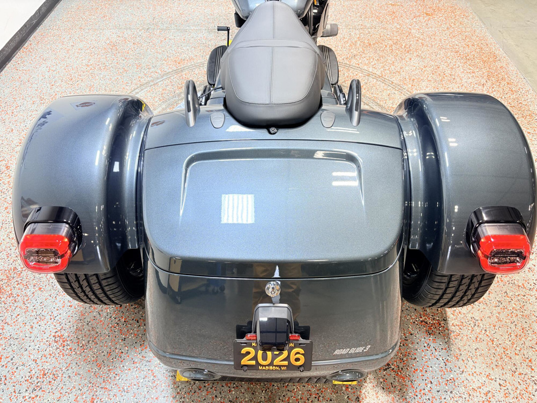 Road Glide® 3