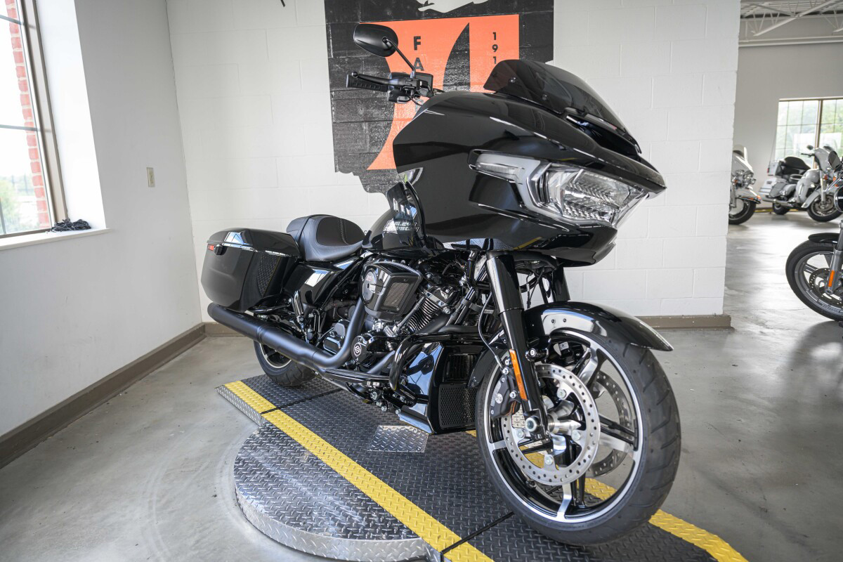 Road Glide®