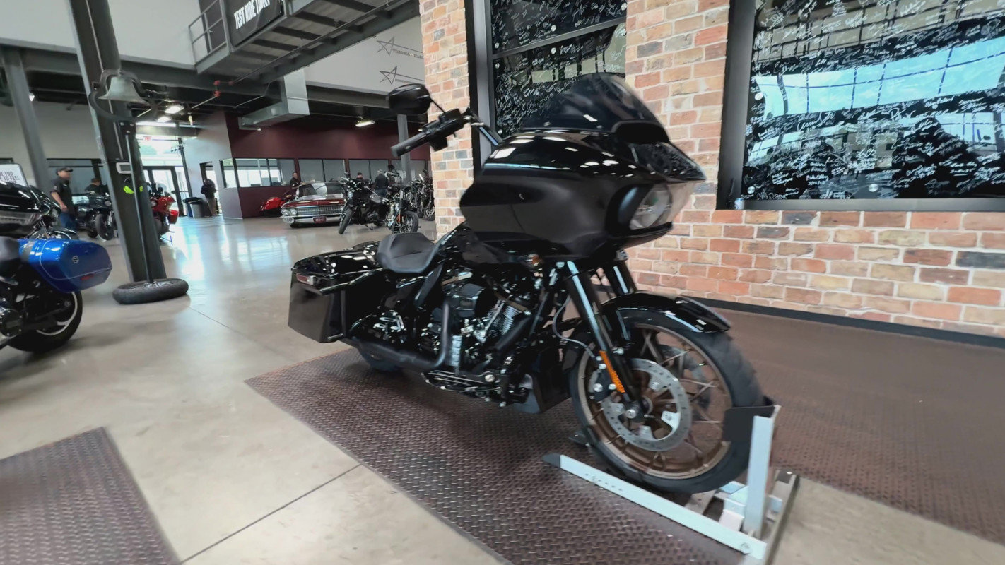 Road Glide® ST