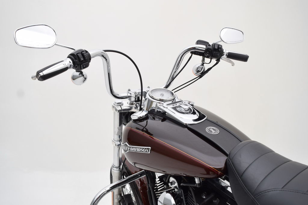 Dyna® Super Glide® Custom