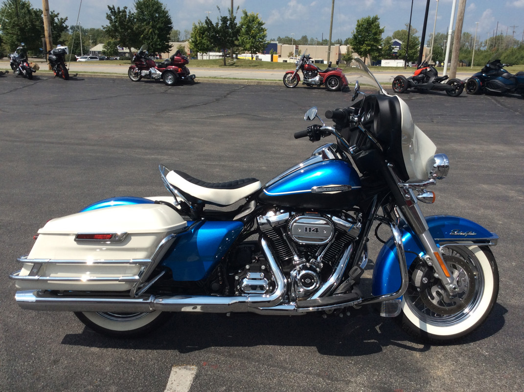 Electra Glide® Revival