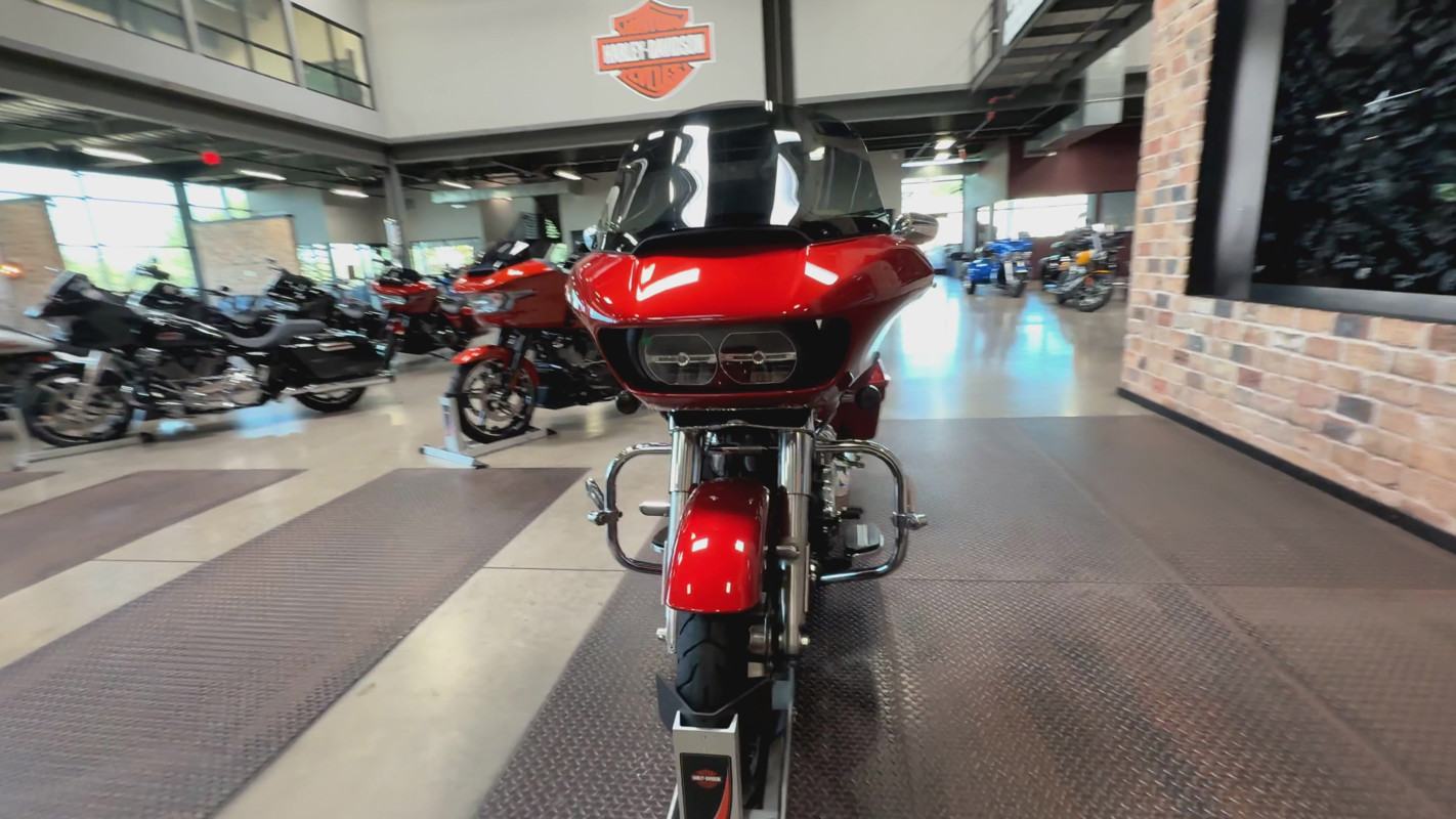 Road Glide®