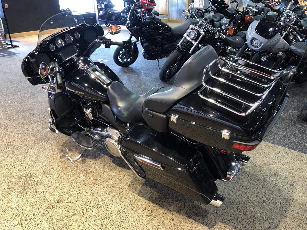 Electra Glide® Ultra Limited® Low
