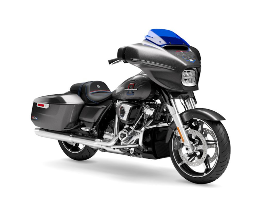 Street Glide®
