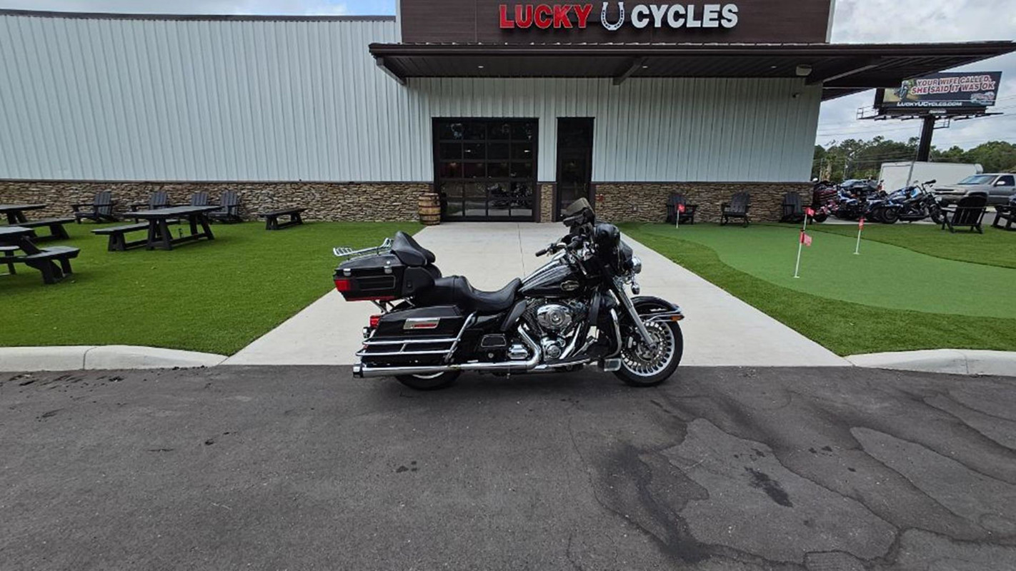 Ultra Classic® Electra Glide® Firefighter/Peace Officer 