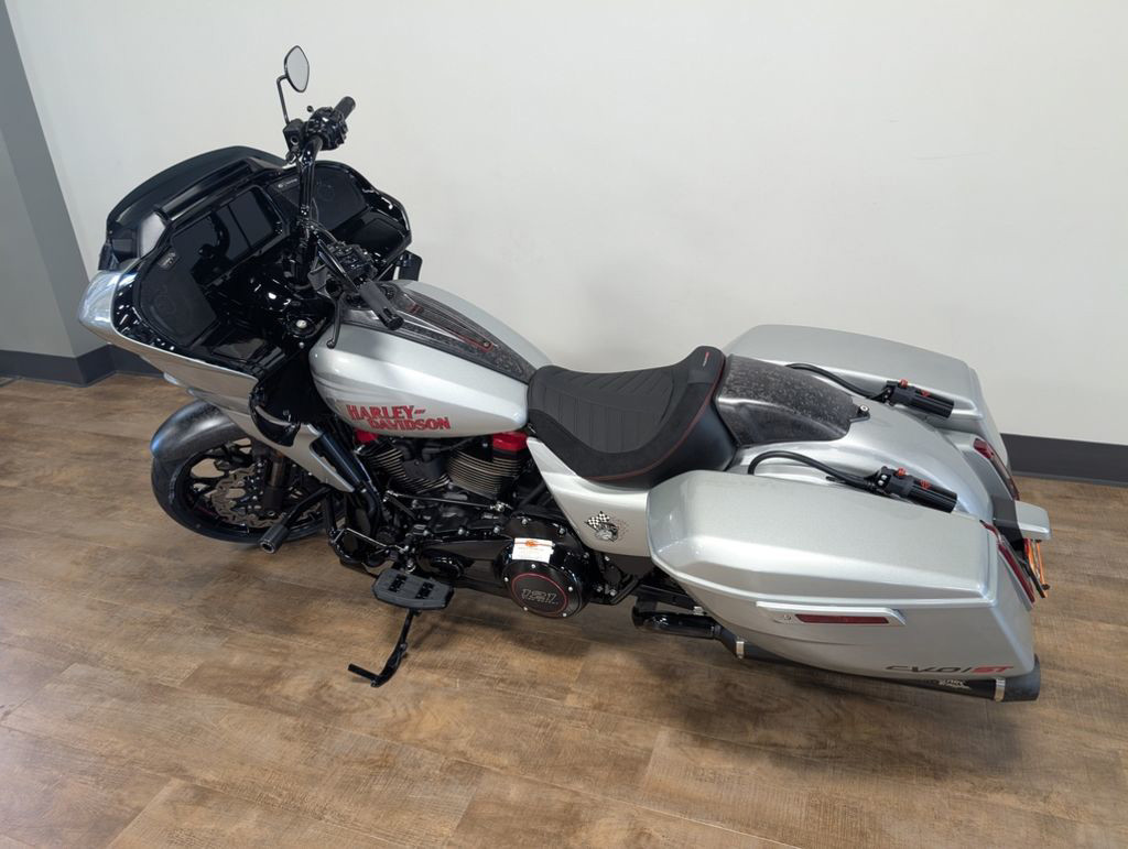 CVO® Road Glide® ST