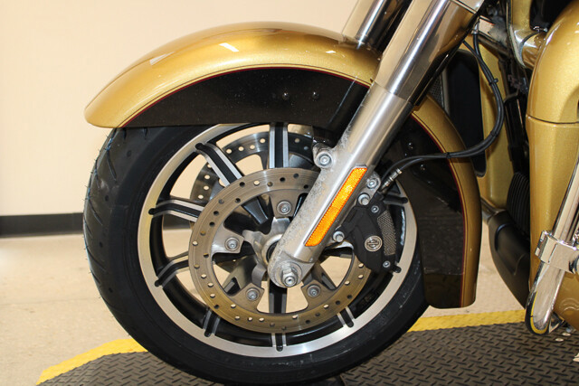 Road Glide® Ultra