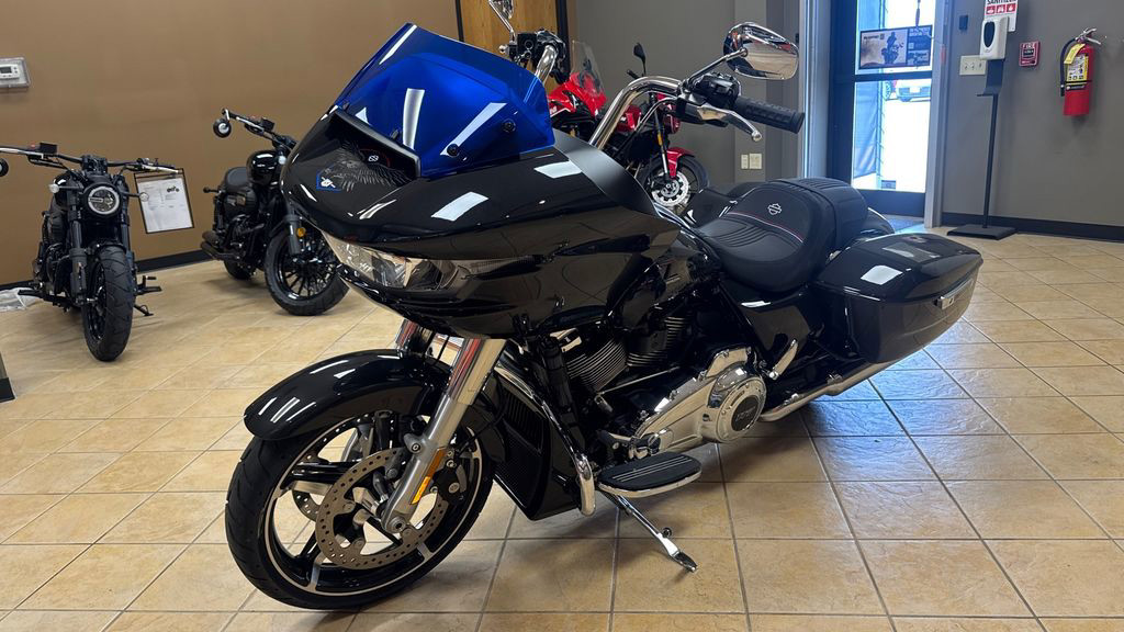 Road Glide®