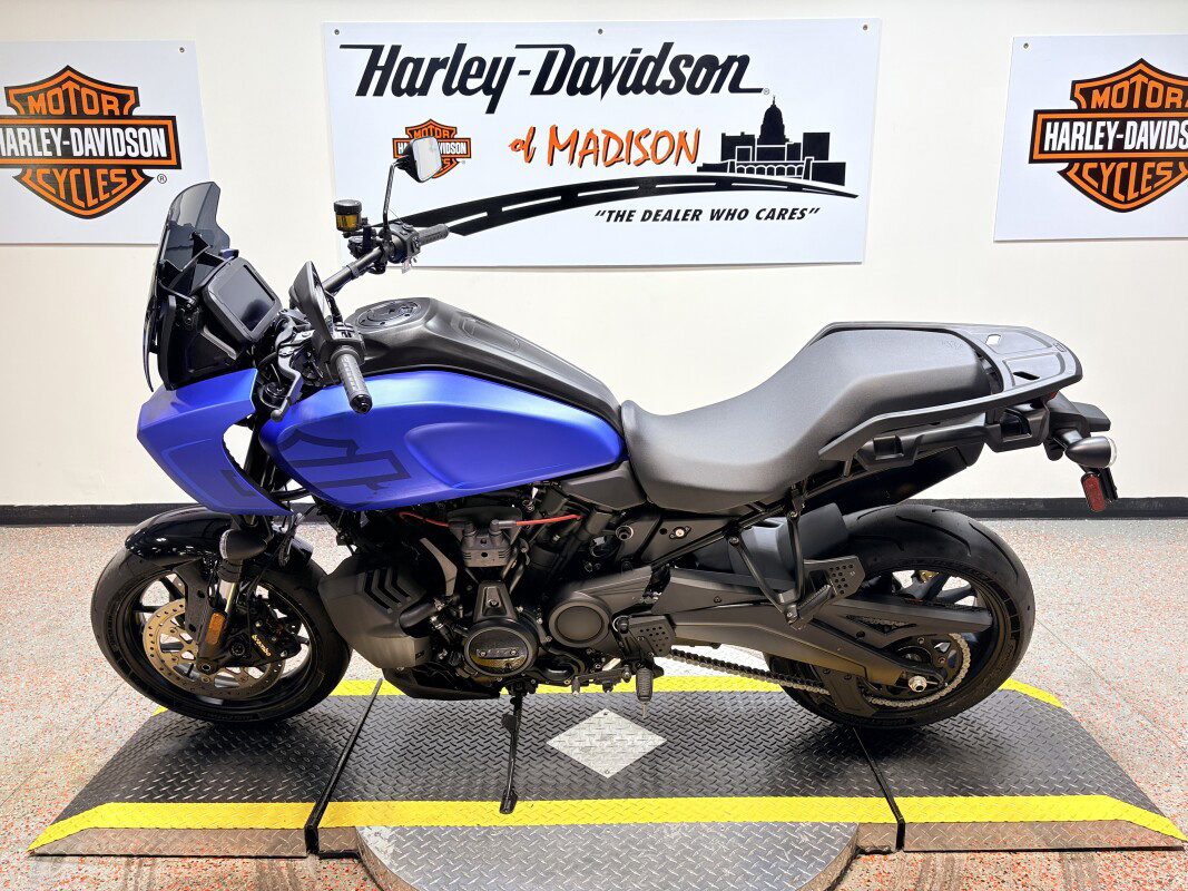 Pan America® 1250 ST