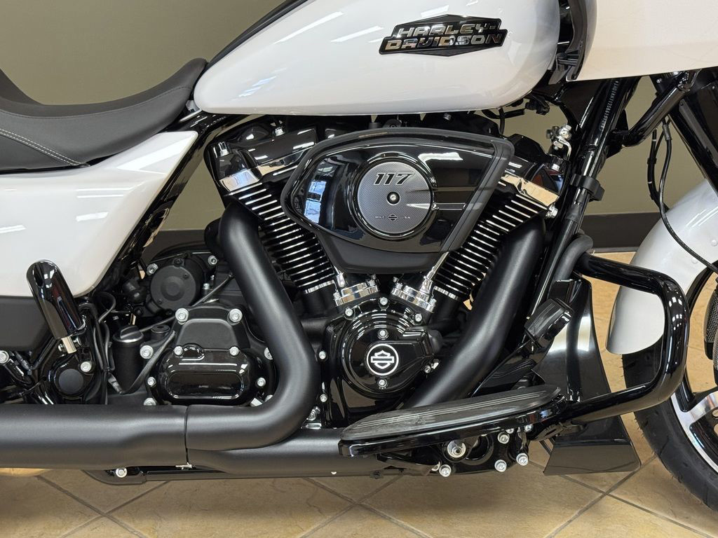 Road Glide®