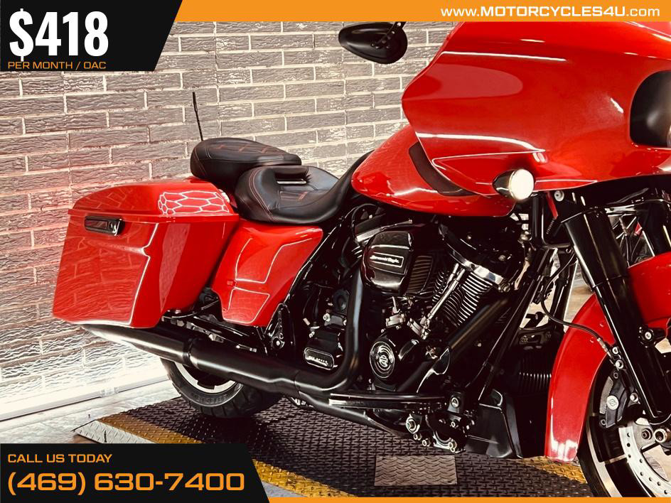 Road Glide®