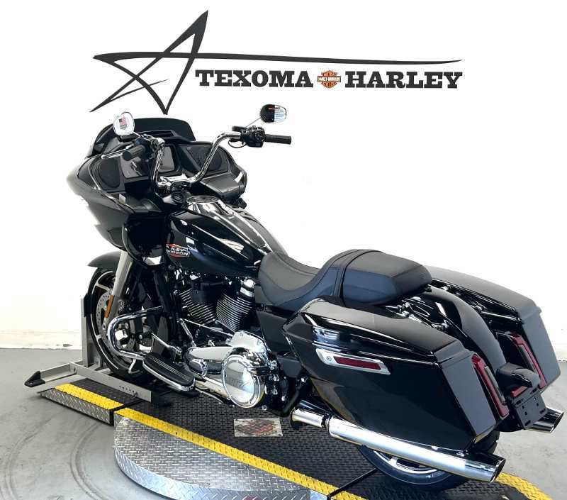 Road Glide®
