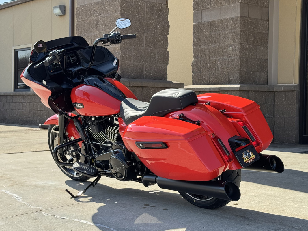 Road Glide®