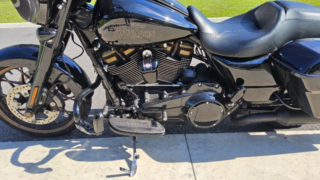 Street Glide® ST