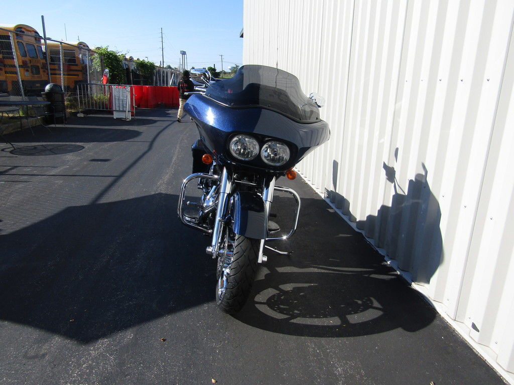 Road Glide® Custom