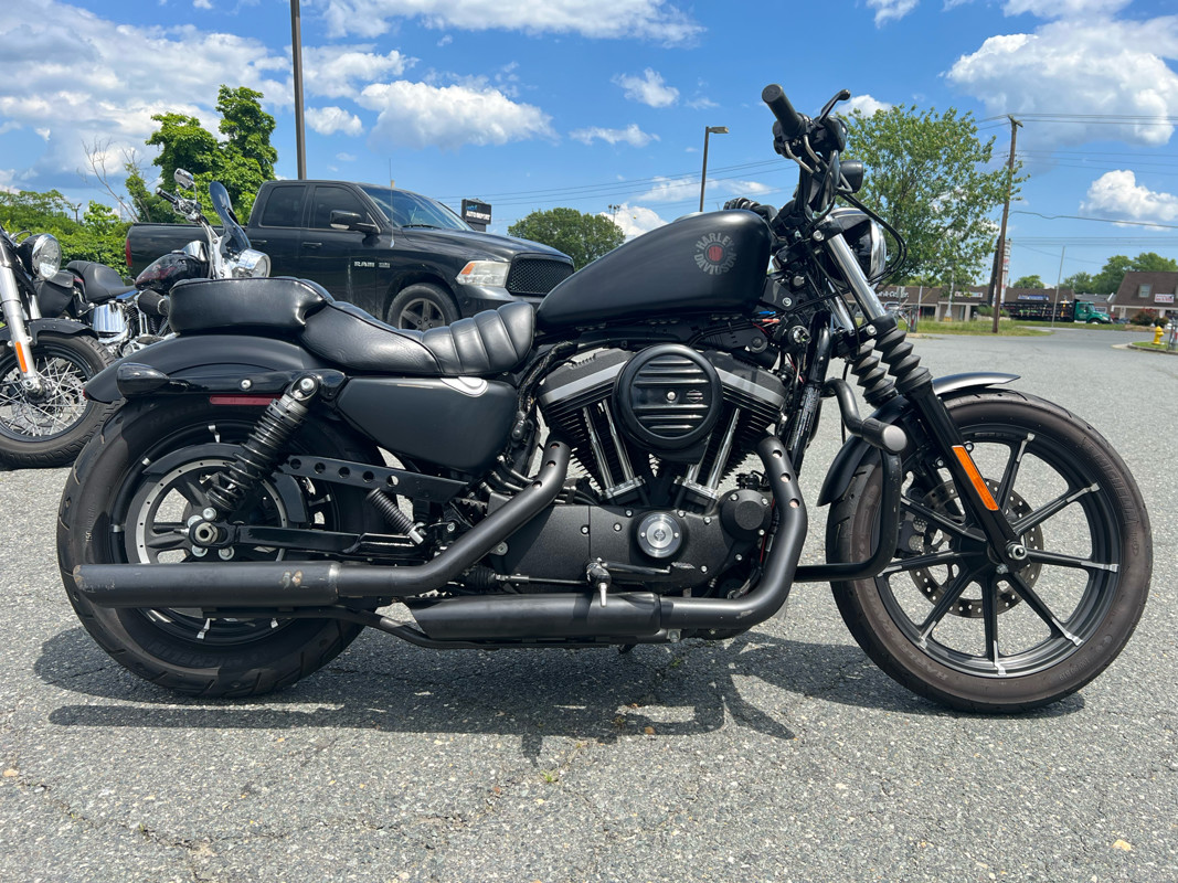 Iron 883®