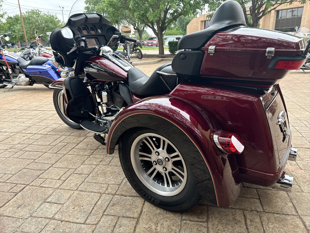 Tri Glide® Ultra Classic®