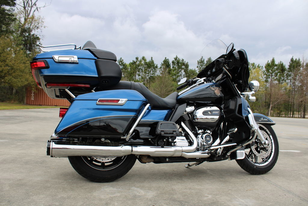 Electra Glide® Ultra® Limited 115th Anniversary