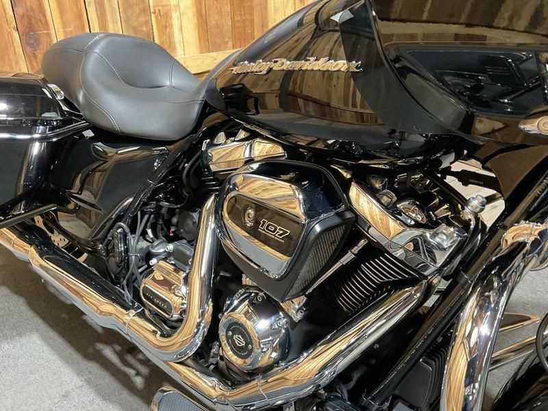 Road Glide®