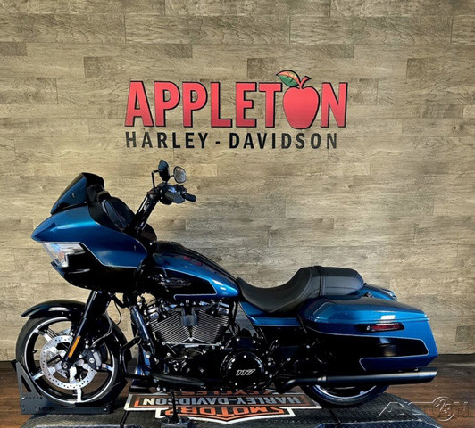 Road Glide®
