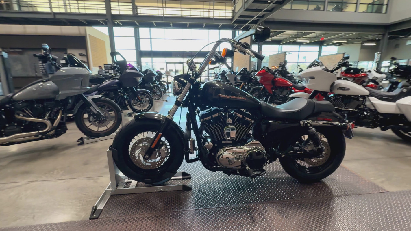 Sportster® 1200 Custom
