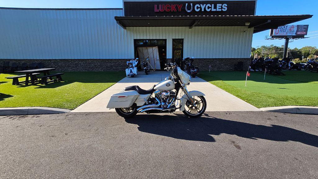 Street Glide® Special