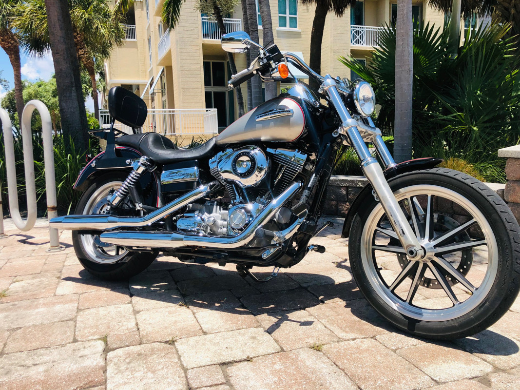 Dyna® Super Glide® Custom
