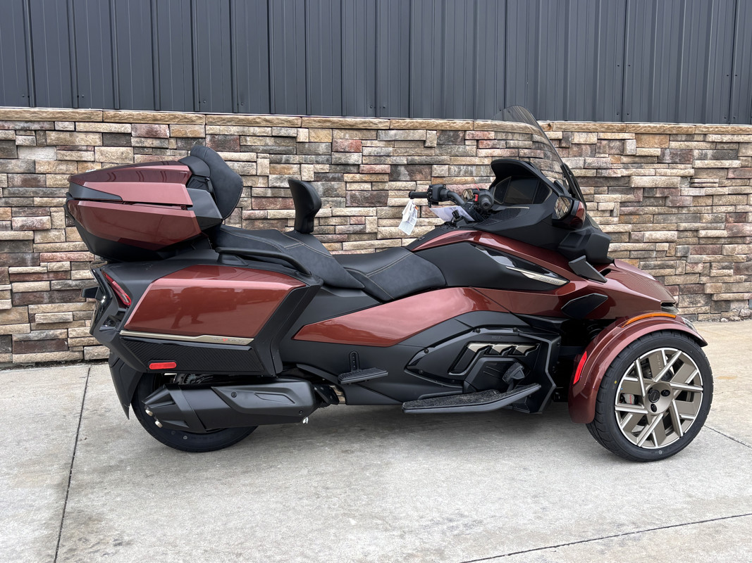 Spyder RT Sea-To-Sky