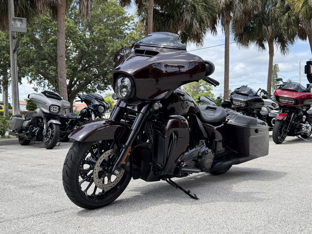 CVO® Street Glide®