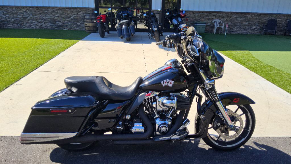 Street Glide® Special