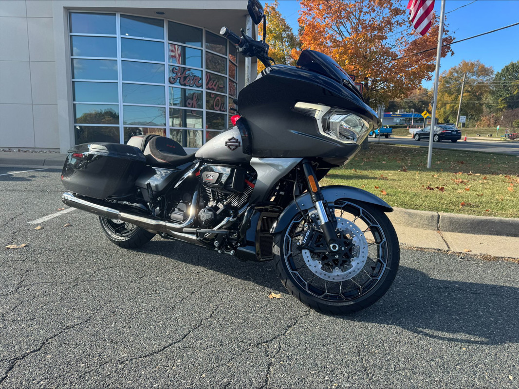 CVO® Road Glide®
