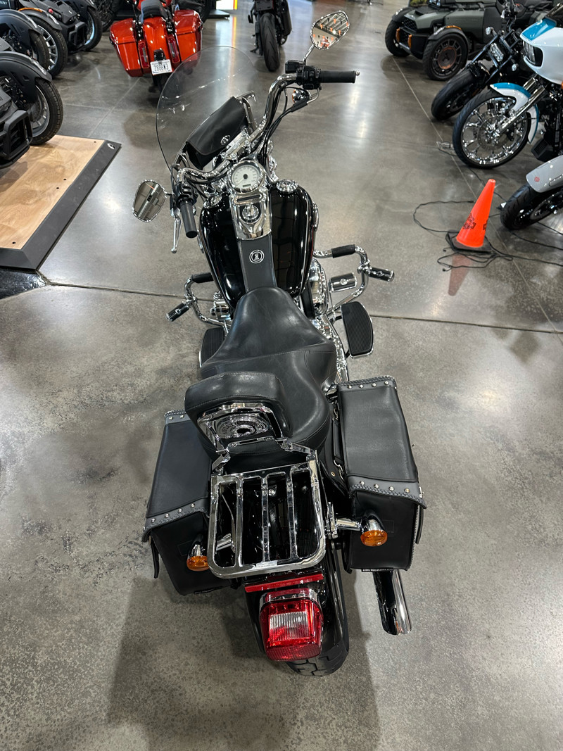 Dyna® Super Glide® Custom