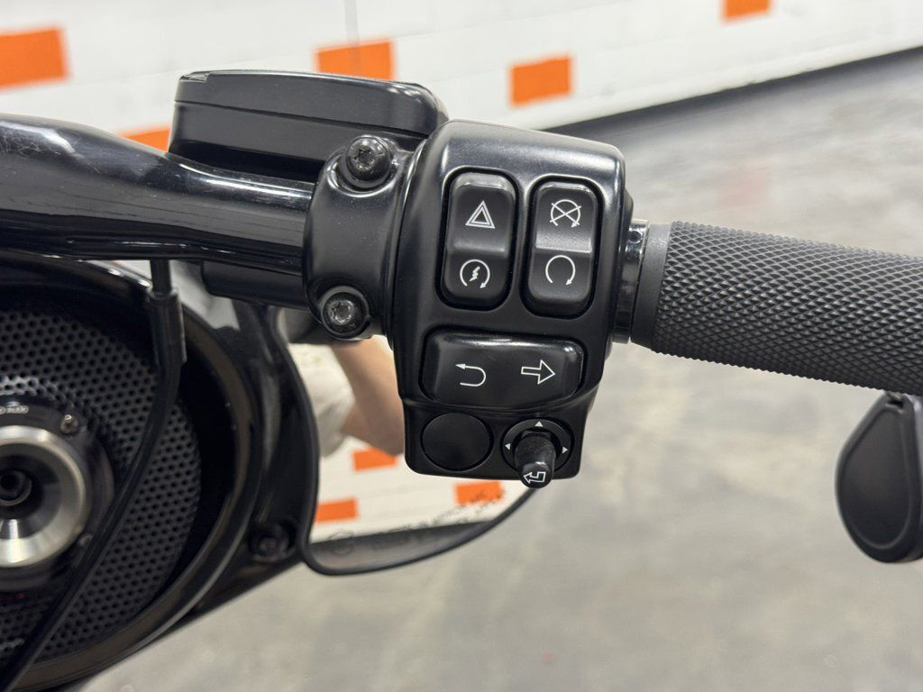 Street Glide® ST