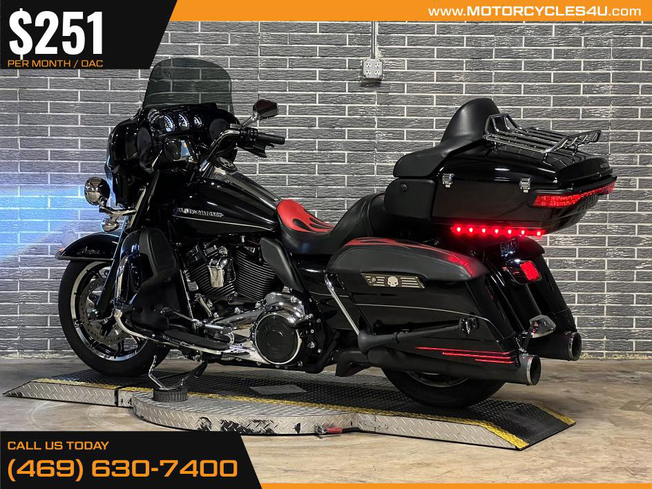 Electra Glide® Ultra Limited® Low