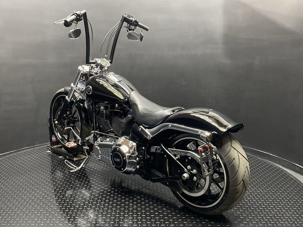 Softail® Breakout®