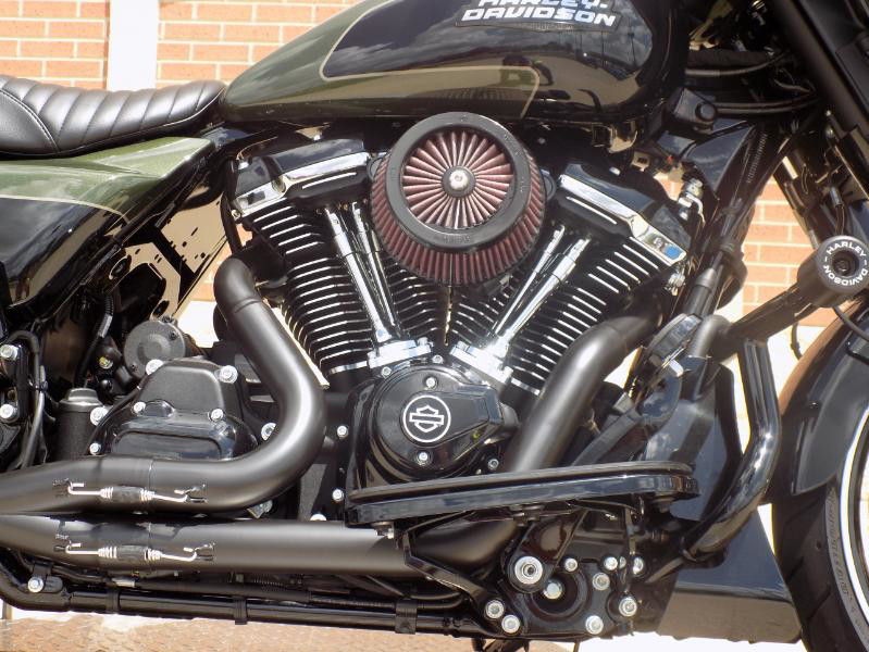 Street Glide®
