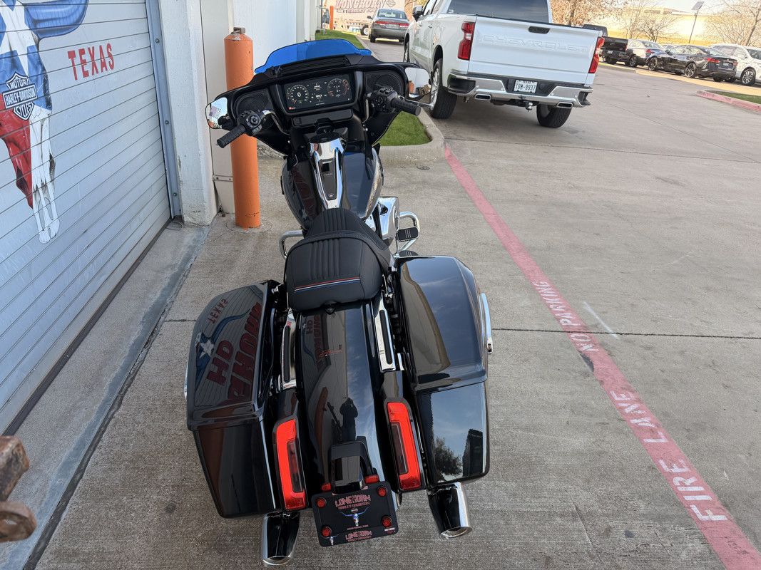 Street Glide®