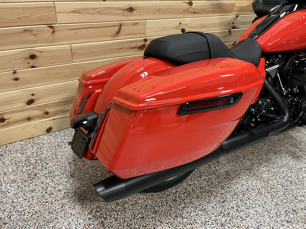 Road Glide®